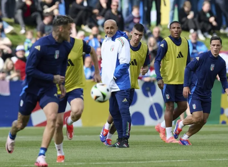 ทีมชาติ Italy