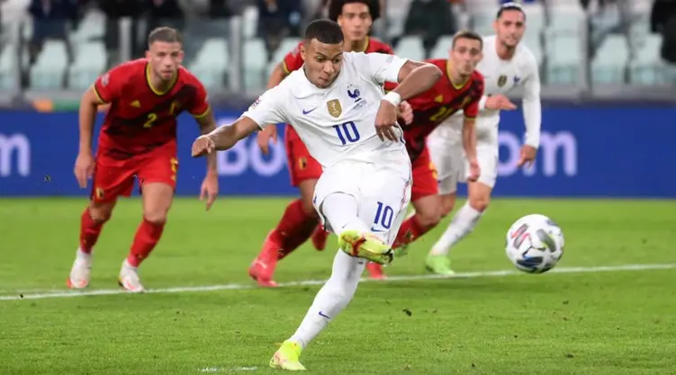 ทีมชาติFrance